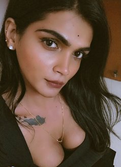 Ayesharoy Independent Escort Begumpet - Transsexual escort in Hyderabad Photo 13 of 16