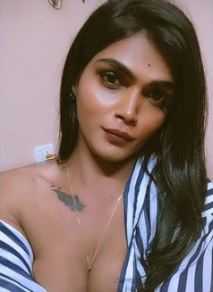 Ayesharoy Independent Escort Begumpet - Transsexual escort in Hyderabad Photo 15 of 16