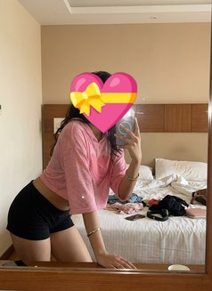 Ayisha indep. (Cam with real meet) - escort in Hyderabad Photo 3 of 6