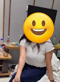 Ayisha Khan - escort in New Delhi Photo 3 of 4