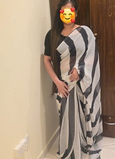 Ayisha - puta in Dubai Photo 4 of 6