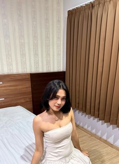 Aylin - escort in Bali Photo 5 of 10