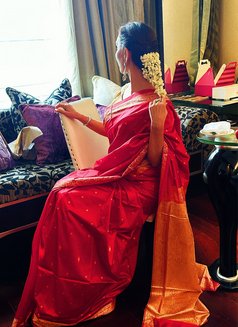 Aylin Noir - puta in Jaipur Photo 11 of 14