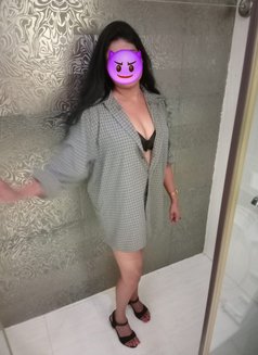 Ayomi Silva - escort in Colombo Photo 20 of 20