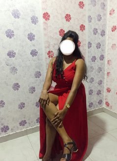 Ayomi Silva - escort in Colombo Photo 9 of 11