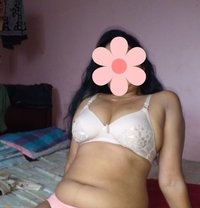 Ayomi - escort in Colombo