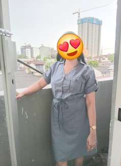 Ayomi indian hot and friendly girl - puta in Colombo Photo 5 of 9
