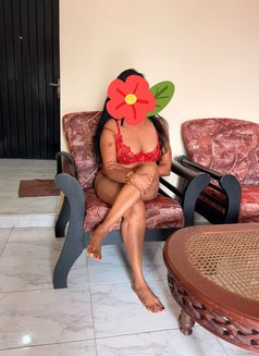Ayomi indian hot and friendly girl - puta in Colombo Photo 6 of 9