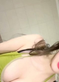 Ayooshka - puta in Amman Photo 5 of 5