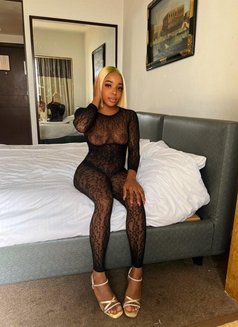 Ayra - puta in Beirut Photo 3 of 3