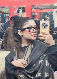 Aysha Angle - puta in Ahmedabad Photo 9 of 12