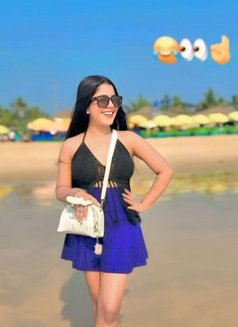 Aysha Angle - puta in Ahmedabad Photo 5 of 12