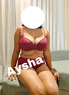 ..Aysha Hot.. - Acompañante in Ahmedabad Photo 3 of 6