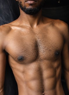 Ayub Abdikadir - Male escort in Nairobi Photo 2 of 2