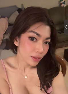 Ayumi - Acompañantes transexual in Paris Photo 29 of 29