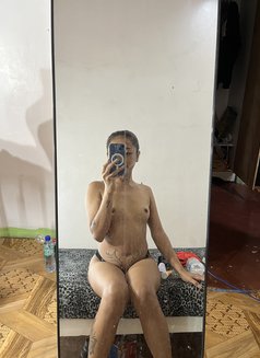 Ayumi Reacher - Transsexual escort in Manila Photo 17 of 17