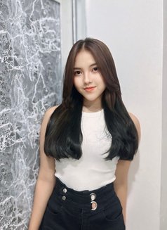 Ayunda - escort in Singapore Photo 8 of 10