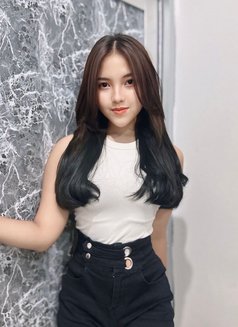 Ayunda - escort in Singapore Photo 9 of 10