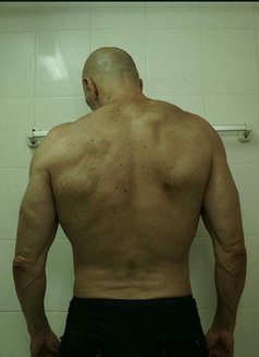 Ayurmass - Male escort in Bangkok Photo 7 of 11