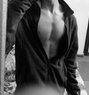 Ayush - Acompañantes masculino in New Delhi Photo 3 of 3