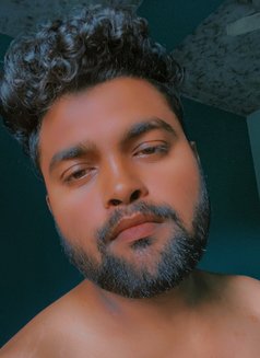Alex - Male escort in New Delhi Photo 1 of 2