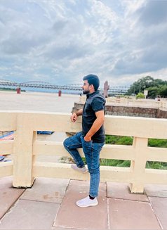 Ayush - Male escort in Ahmedabad Photo 6 of 8