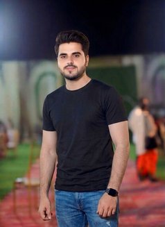 Ayush - Male escort in Ahmedabad Photo 7 of 8
