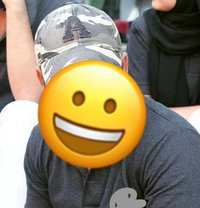 Ayush - Intérprete masculino de adultos in Bangalore