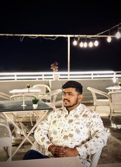 Ayush - Male escort in Bhopal Photo 3 of 6