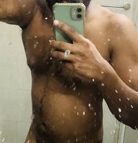 Ayush - Acompañantes masculino in Kolkata
