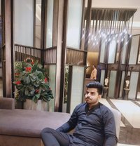 Ayush - Male escort in Kolkata