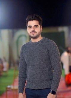 Ayush - Male escort in Lucknow Photo 2 of 9