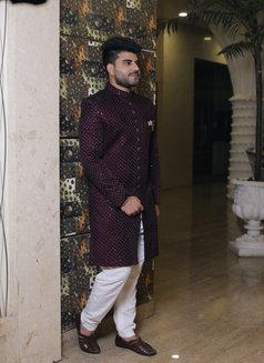 Ayush - Male escort in Lucknow Photo 4 of 9