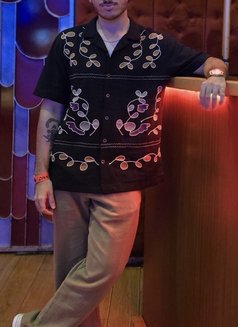 Ayush - Male escort in Mumbai Photo 3 of 6