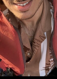 Ayush - Male escort in Mumbai Photo 4 of 6