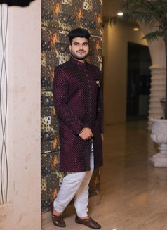 Ayush - Male escort in Noida Photo 4 of 4