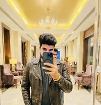 Ayush - Male escort in Prayagraj 