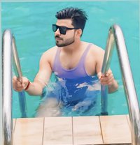 Ayush - Male escort in Prayagraj 