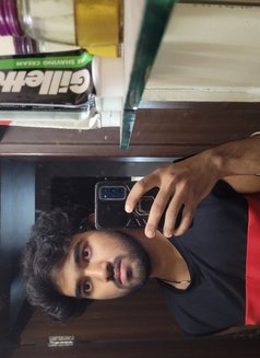 Ayush - Acompañantes masculino in Pune Photo 1 of 1