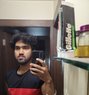 Ayush - Acompañantes masculino in Pune Photo 2 of 4