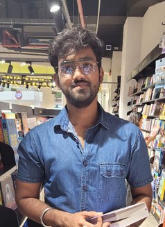 Ayush - Male escort in Pune Photo 4 of 4
