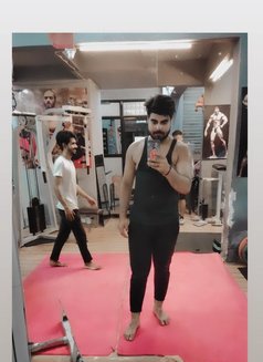 Ayush - Male escort in Raipur Photo 8 of 8