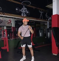 Ayush Rajput - Acompañantes masculino in Varanasi