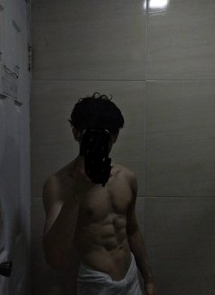 Ayush Singhal - Acompañantes masculino in New Delhi Photo 5 of 5