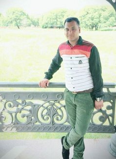 Best Sex Service 100% Safe and Secure Pl - puta in Chennai Photo 1 of 6