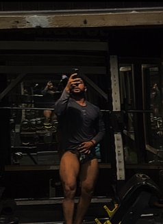 Ayush Thakur - Male escort in New Delhi Photo 5 of 8