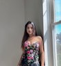 Ayushi, a Well Educated Girl Available F - puta in Kolkata Photo 1 of 3