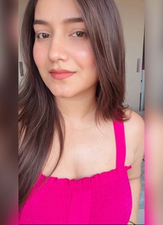 Ayushi, a Well Educated Girl Available F - puta in Visakhapatnam Photo 1 of 1