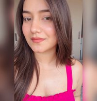 Ayushi, a Well Educated Girl Available F - puta in Visakhapatnam Photo 1 of 1