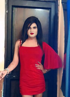Ayushi - Transsexual escort in New Delhi Photo 2 of 6